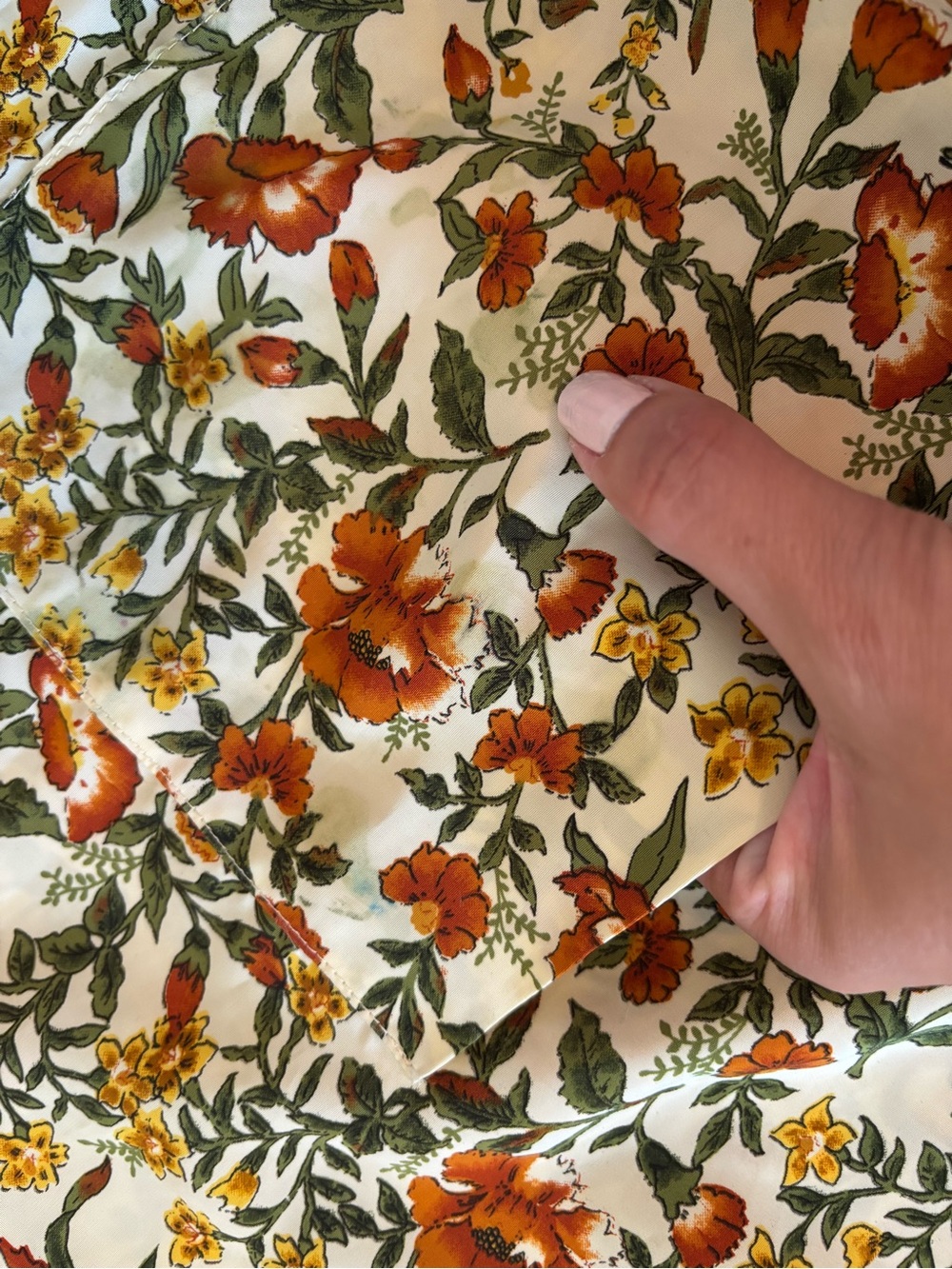 Vintage 60’s Floral Button-Front Shift Dress in Cream, Rust & Green Print - Picture 6 of 12